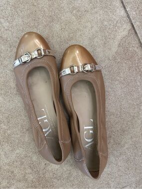 AGL Tan Ballet Flats with Silver Buckle and Metallic Toe